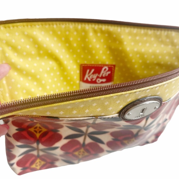 Fossil Key Per Bag iPad Case Coated Canvas New Floral Polka Dots Clutch NWOT - Picture 5 of 8